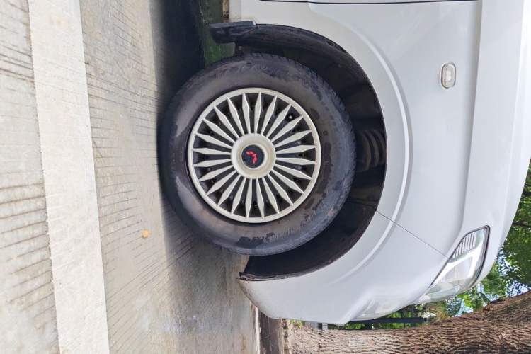 Used Wuling Rongguang V  Right Front Wheel Hub