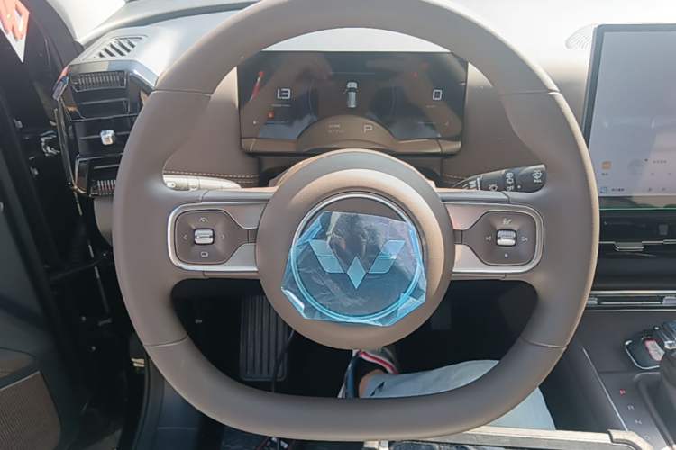 Used Wuling Starlight 560 2026 1.5T CVT Elite Edition Steering Wheel