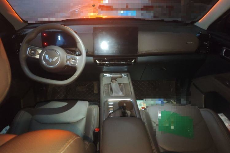 Used Wuling Starlight 560 2026 1.5T CVT Elite Edition Center Console