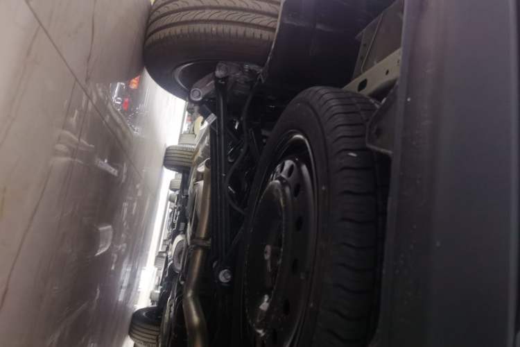 Used Wuling Starlight 560 2026 1.5T CVT Elite Edition Chassis Rear Left