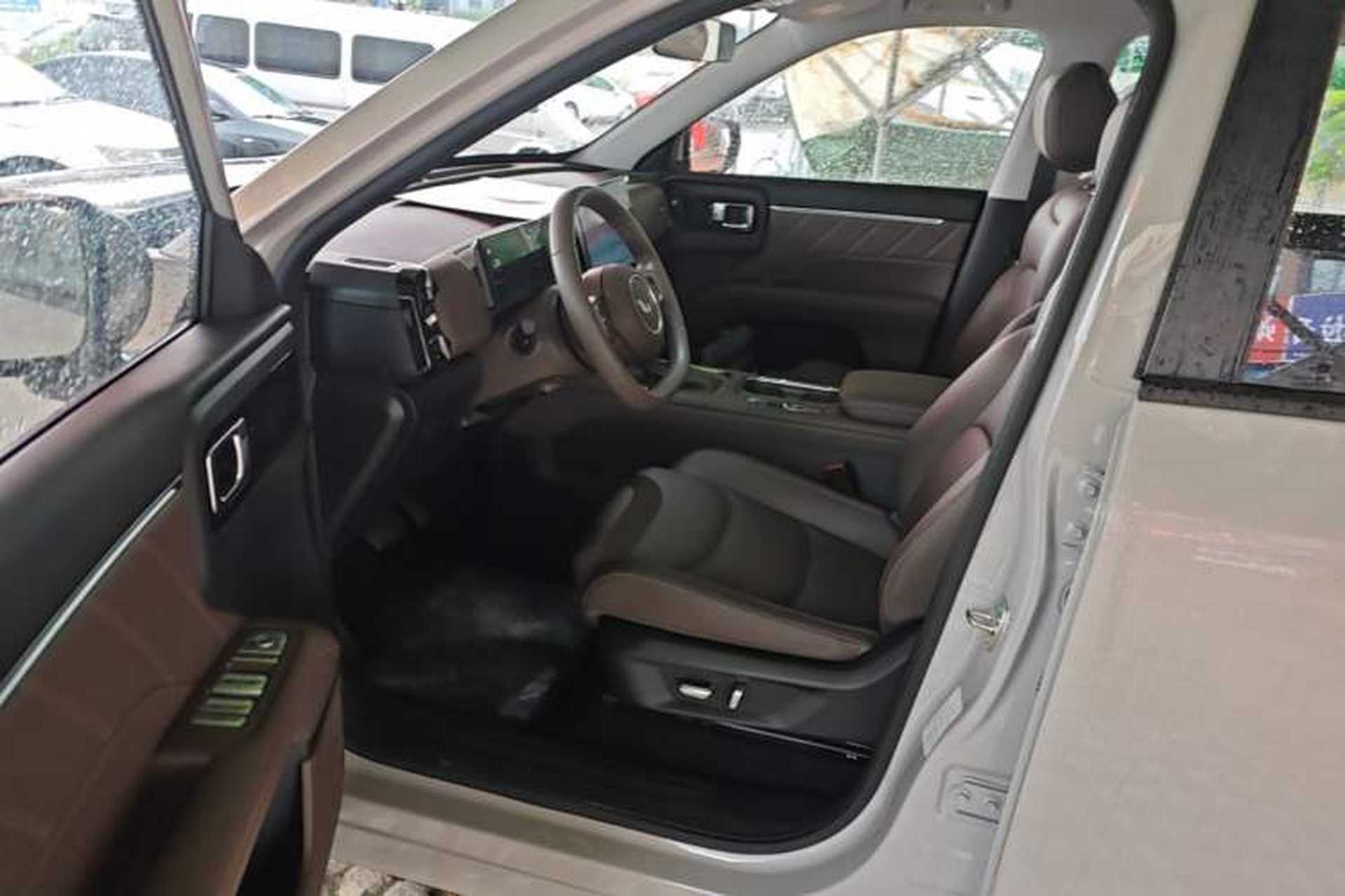 Used Wuling Starlight 560 2026 1.5T CVT Elite Edition Driver Seat