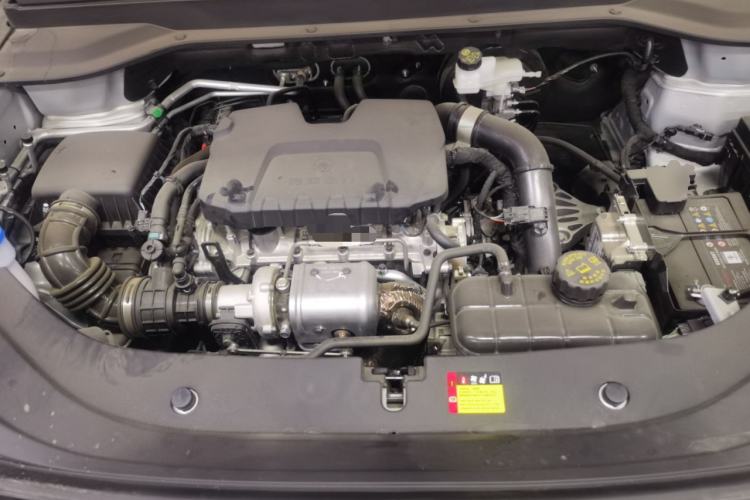 Used Wuling Starlight 560 2026 1.5T CVT Elite Edition Engine Bay