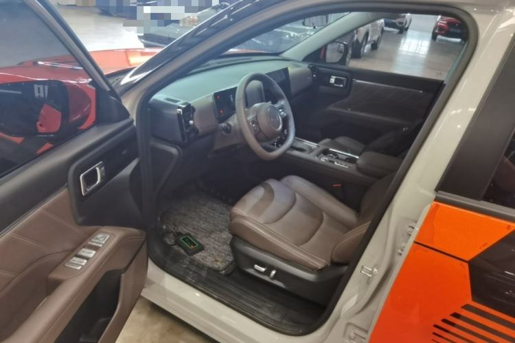 Used Wuling Starlight 560 2026 1.5T CVT Elite Edition Driver Seat