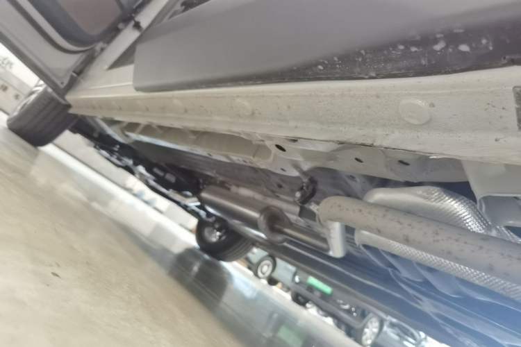 Used Wuling Starlight 560 2026 1.5T CVT Elite Edition Left Side Sill