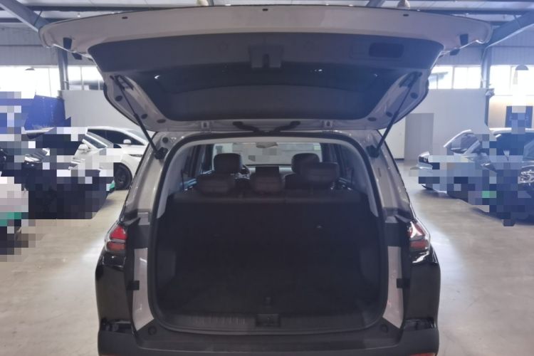 Used Wuling Starlight 560 2026 1.5T CVT Elite Edition Trunk