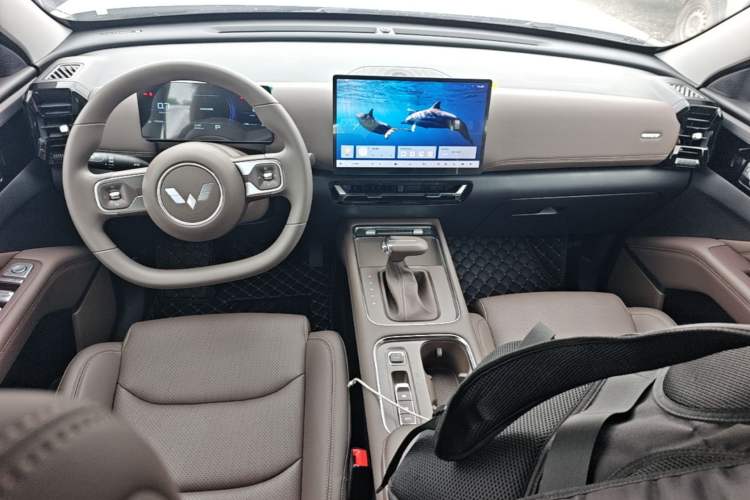 Used Wuling Starlight 560 2026 1.5T CVT Elite Edition Center Console