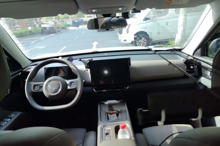 Used Wuling Starlight 560 2026 1.5T CVT Elite Edition Center Console