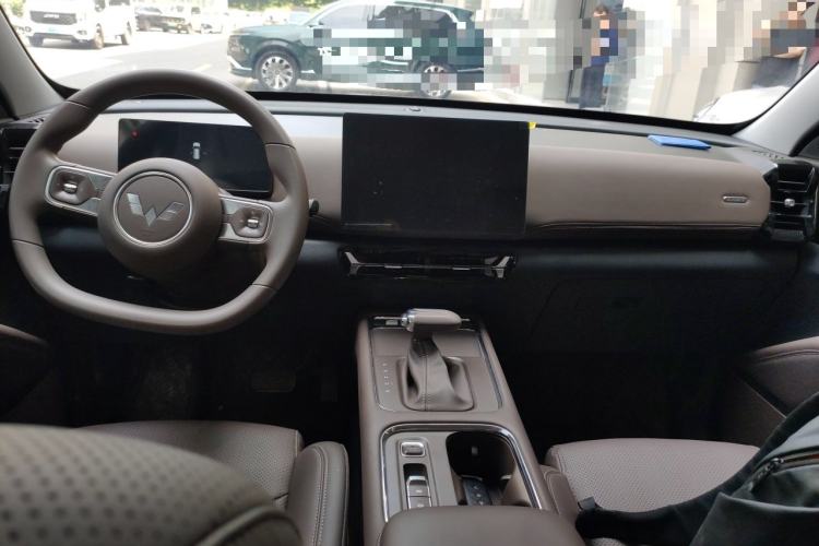Used Wuling Starlight 560 2026 1.5T CVT Elite Edition Center Console