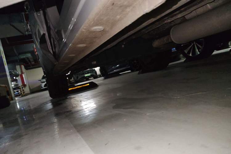 Used Wuling Starlight 560 2026 1.5T CVT Elite Edition Chassis Front Right