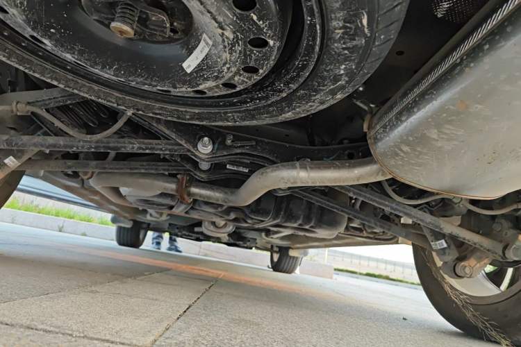 Used Wuling Starlight 560 2026 1.5T CVT Elite Edition Chassis Rear