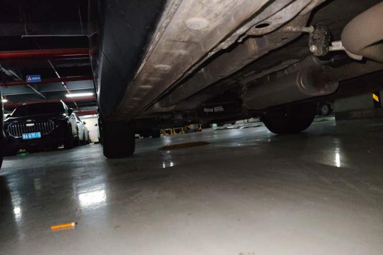 Used Wuling Starlight 560 2026 1.5T CVT Elite Edition Chassis Rear Left