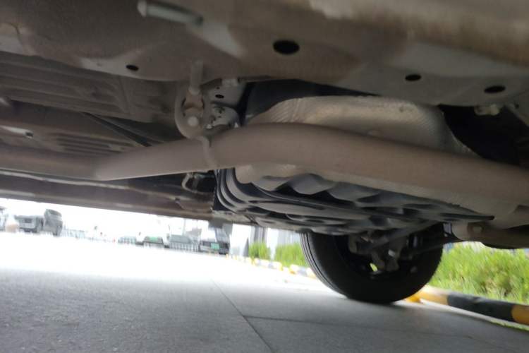Used Wuling Starlight 560 2026 1.5T 6MT Comfort Edition Chassis Rear Left
