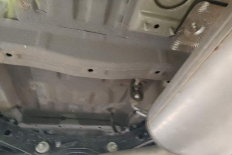 Used Wuling Starlight 560 2026 1.5T 6MT Comfort Edition Chassis Rear