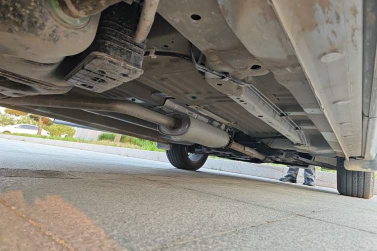 Used Wuling Starlight 560 2026 1.5T CVT Elite Edition Chassis Rear Right