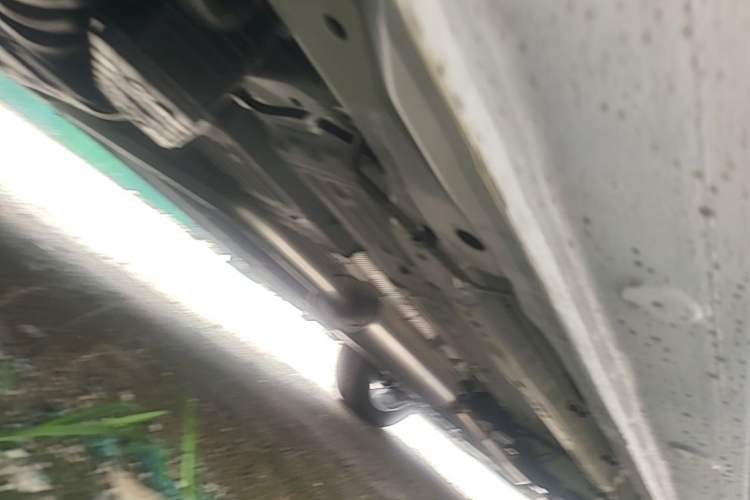 Used Wuling Starlight 560 2026 1.5T CVT Elite Edition Chassis Rear Right