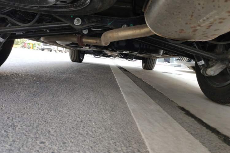 Used Wuling Starlight 560 2026 1.5T CVT Elite Edition Chassis Rear