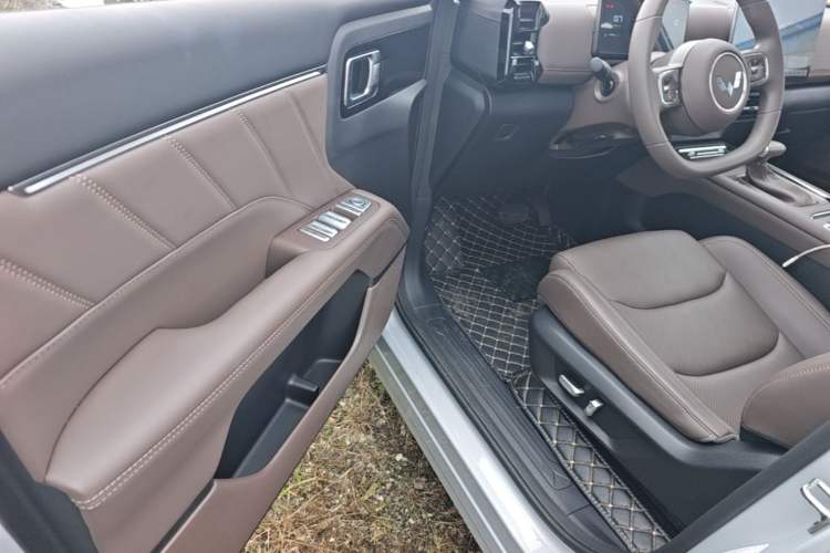 Used Wuling Starlight 560 2026 1.5T CVT Elite Edition Driver Seat