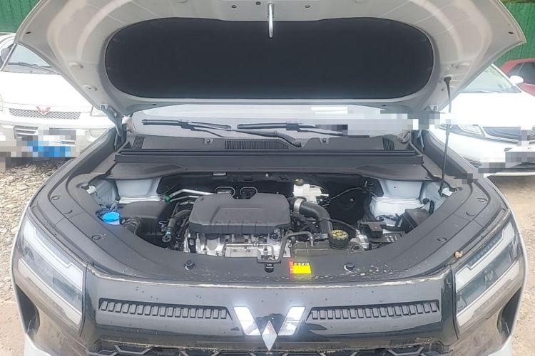 Used Wuling Starlight 560 2026 1.5T CVT Elite Edition Engine Bay
