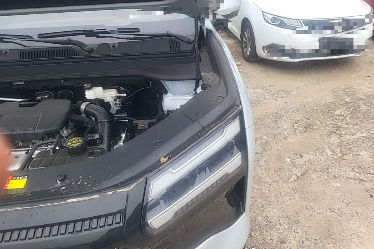 Used Wuling Starlight 560 2026 1.5T CVT Elite Edition Engine Bay Left