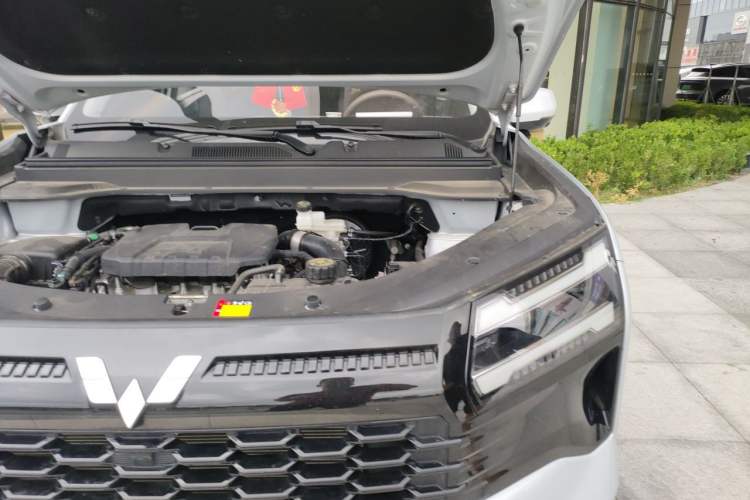 Used Wuling Starlight 560 2026 1.5T 6MT Comfort Edition Engine Bay Left