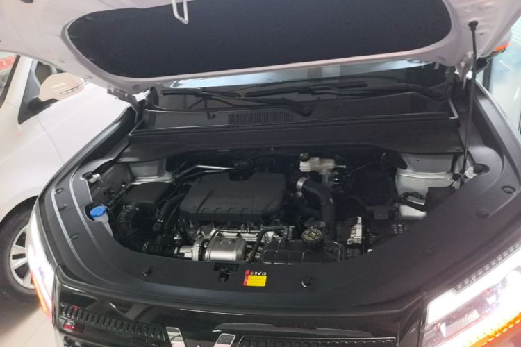 Used Wuling Starlight 560 2026 1.5T CVT Elite Edition Engine Bay