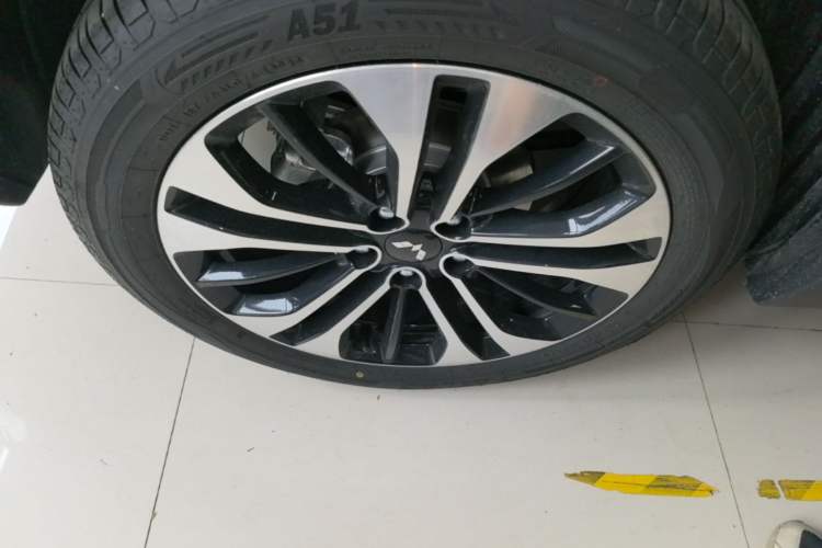Used Wuling Starlight 560 2026 1.5T CVT Elite Edition Exterior 5