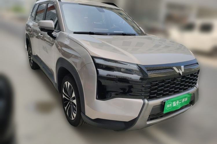 Used Wuling Starlight 560 2026 1.5T CVT Elite Edition Front Right 45 Deg