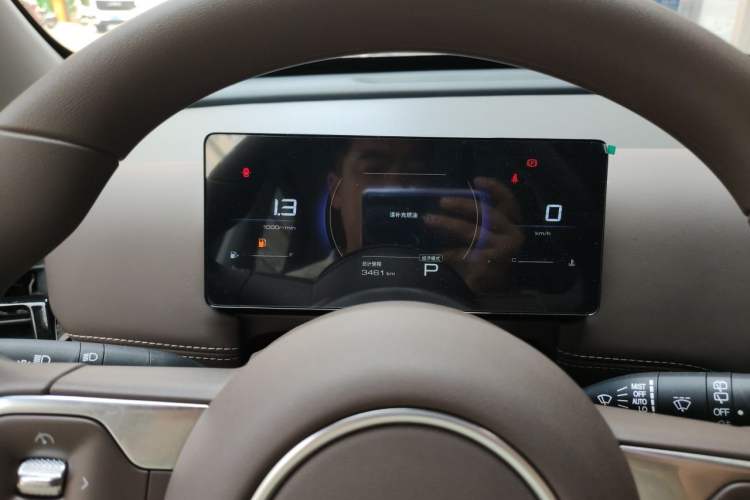 Used Wuling Starlight 560 2026 1.5T CVT Elite Edition Instrument Cluster