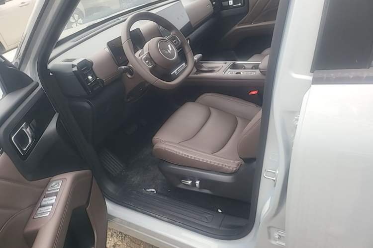 Used Wuling Starlight 560 2026 1.5T CVT Elite Edition Left Front Seat