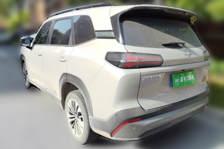 Used Wuling Starlight 560 2026 1.5T CVT Elite Edition Rear Left 45 Deg