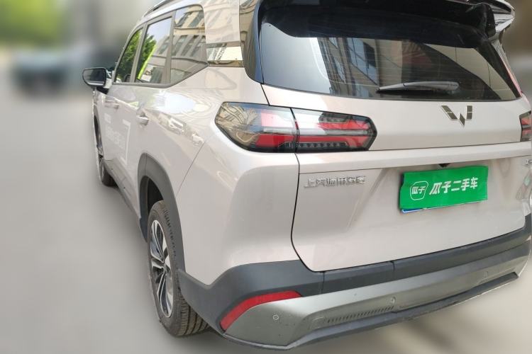 Used Wuling Starlight 560 2026 1.5T CVT Elite Edition Rear Left 45 Deg