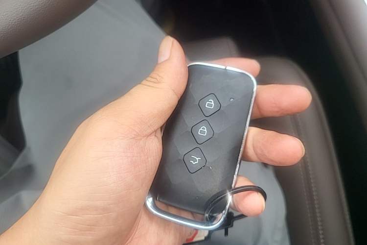 Used Wuling Starlight 560 2026 1.5T CVT Elite Edition Vehicle Key