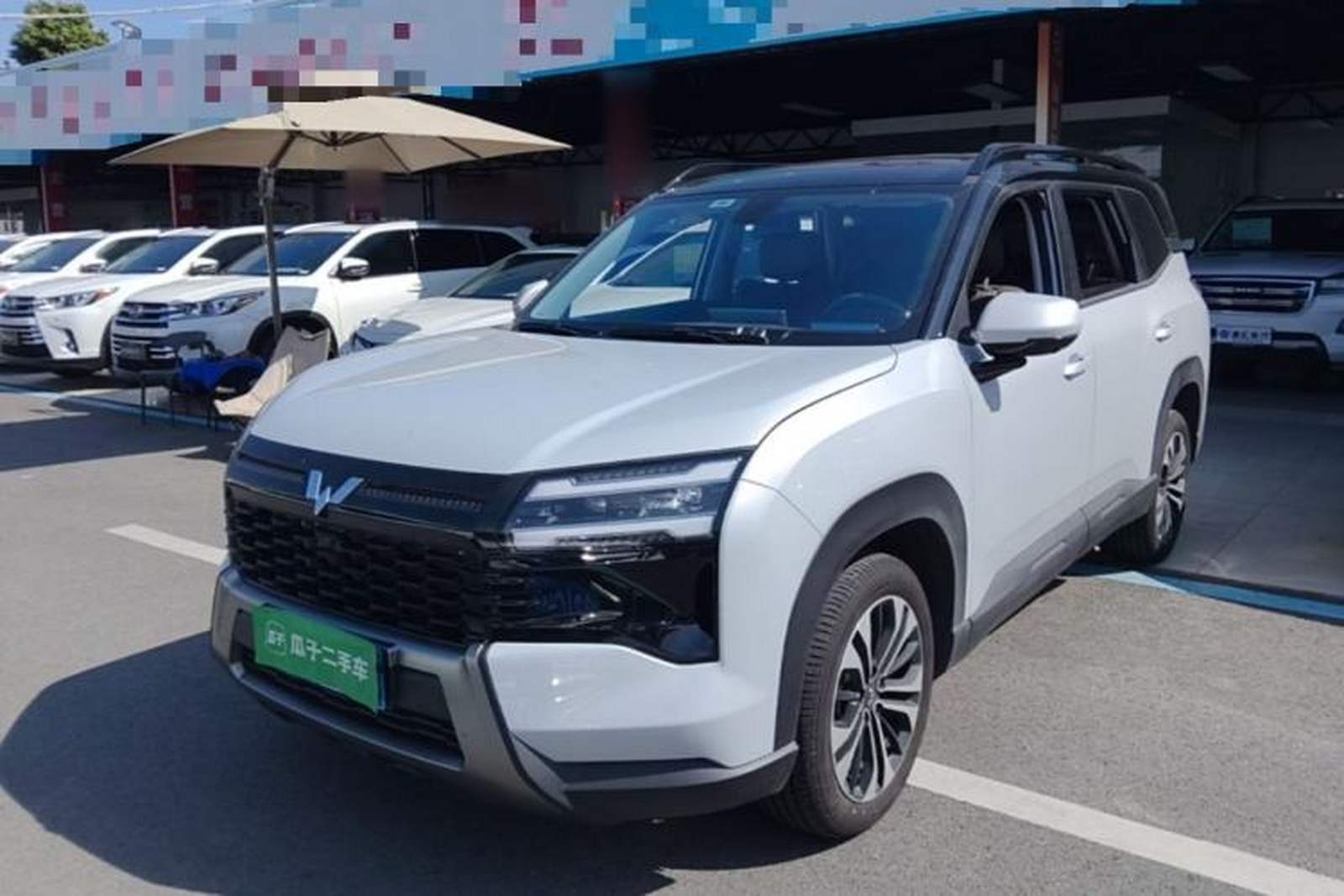 Фото Wuling с площадки