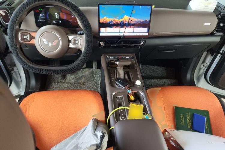 Used Wuling Starlight 560 2026 1.5T CVT Elite Edition Center Console