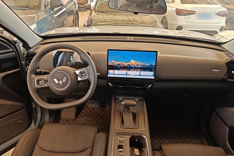 Used Wuling Starlight 560 2026 1.5T CVT Elite Edition Center Console