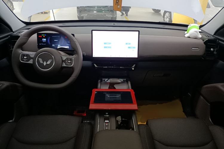 Used Wuling Starlight 560 2026 1.5T CVT Elite Edition Center Console