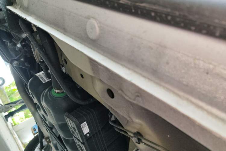 Used Wuling Starlight 560 2026 1.5T CVT Elite Edition Chassis Front Left