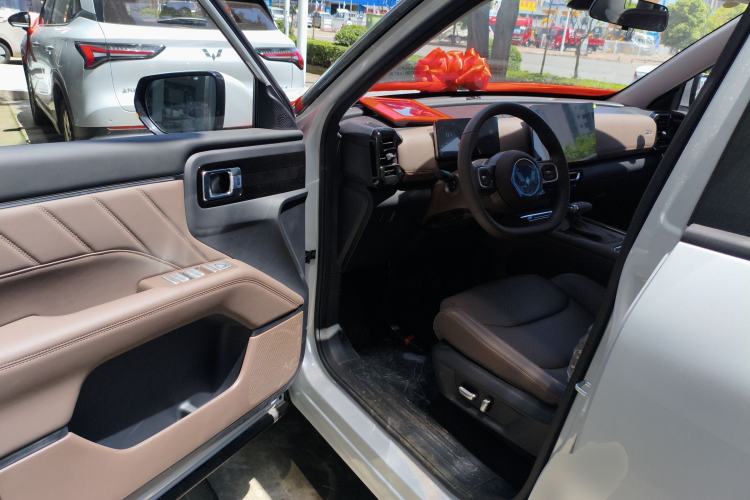 Used Wuling Starlight 560 2026 1.5T CVT Elite Edition Driver Seat