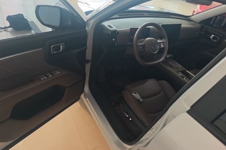 Used Wuling Starlight 560 2026 1.5T CVT Elite Edition Driver Seat