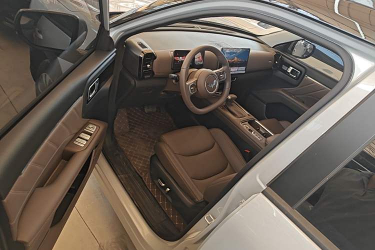 Used Wuling Starlight 560 2026 1.5T CVT Elite Edition Driver Seat