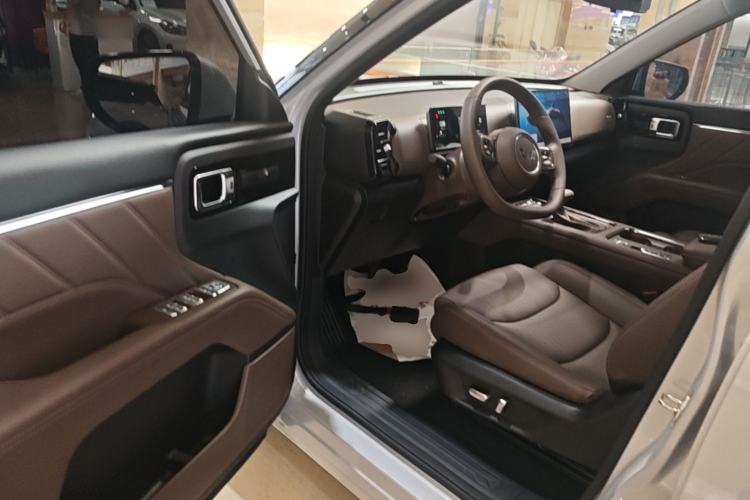 Used Wuling Starlight 560 2026 1.5T CVT Elite Edition Driver Seat