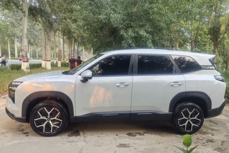 Used Wuling Starlight 560 2026 1.5T 6MT Comfort Edition Exterior 3