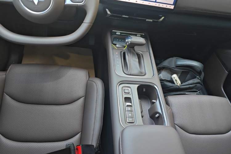 Used Wuling Starlight 560 2026 1.5T CVT Elite Edition Gear Lever