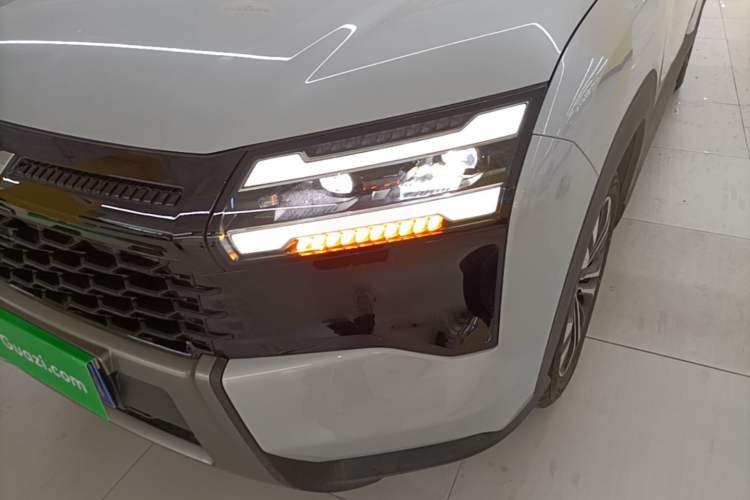 Used Wuling Starlight 560 2026 1.5T CVT Elite Edition Left Front Headlight