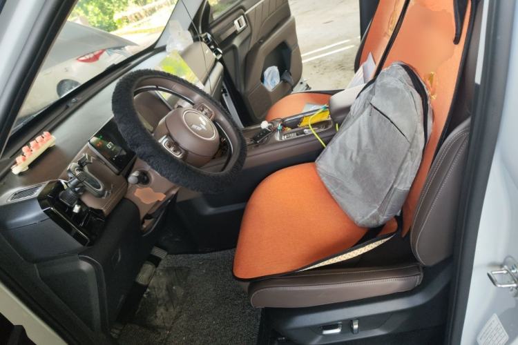Used Wuling Starlight 560 2026 1.5T CVT Elite Edition Left Front Seat