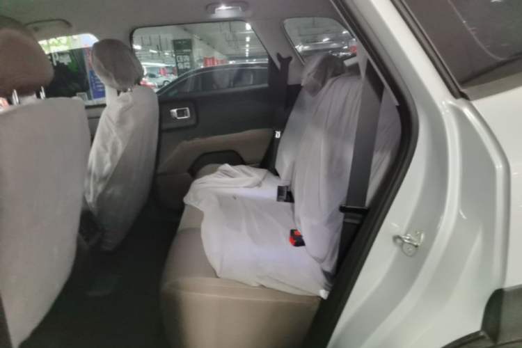 Used Wuling Starlight 560 2026 1.5T 6MT Comfort Edition Left Rear Seat