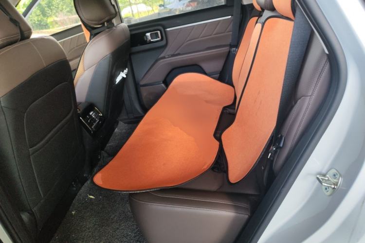 Used Wuling Starlight 560 2026 1.5T CVT Elite Edition Left Rear Seat