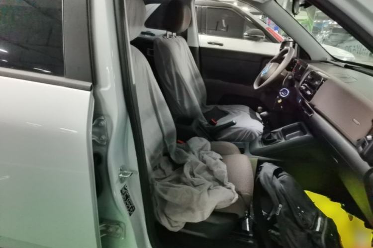 Used Wuling Starlight 560 2026 1.5T 6MT Comfort Edition Right Front Seat