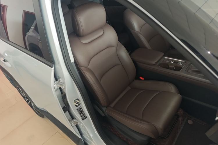Used Wuling Starlight 560 2026 1.5T CVT Elite Edition Right Front Seat