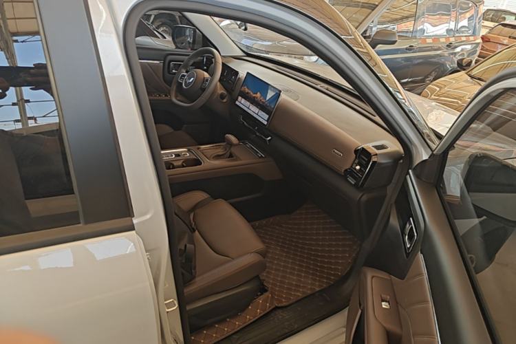 Used Wuling Starlight 560 2026 1.5T CVT Elite Edition Right Front Seat